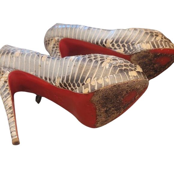 Christian Louboutin Authentic Python Pumps Size 37.5 / 7 US - Picture 5 of 6